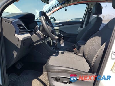 Zdjęcie 7 z 14 samochodu: 2022 VOLKSWAGEN TAOS SE VIN:3VVTX7B23NM078312 - miniatura