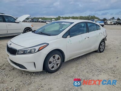 2017 KIA FORTE LX 3KPFK4A70HE064761 - główne zdjęcie licytacji z USA - miniatura