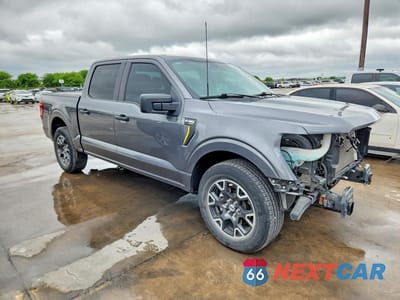 Czwarte zdjęcie samochodu z boku: 2024 FORD F150 STX VIN:1FTEW2K51RKE67843 - miniatura