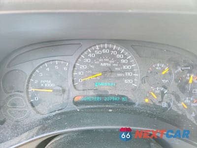 Zdjęcie 9 z 13 samochodu: 2005 CHEVROLET SUBURBAN K1500 VIN:3GNFK16ZX5G129003 - miniatura