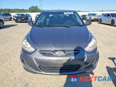 Piąte zdjęcie samochodu w środku: 2013 HYUNDAI ACCENT GS VIN:KMHCT5AE0DU086058 - miniatura