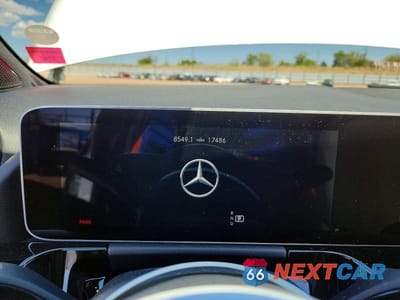 Zdjęcie 9 z 13 samochodu: 2021 MERCEDES-BENZ GLA 250 4MATIC VIN:W1N4N4HB7MJ282226 - miniatura
