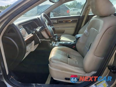 Zdjęcie 7 z 12 samochodu: 2009 LINCOLN MKZ VIN:3LNHM26T99R617989 - miniatura