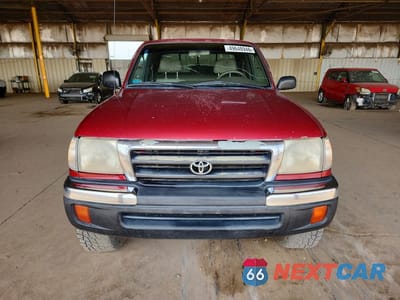 Piąte zdjęcie samochodu w środku: 2000 TOYOTA TACOMA XTRACAB VIN:4TAWN72NXYZ622542 - miniatura