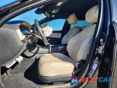Zdjęcie 7 z 12 samochodu: 2018 MERCEDES-BENZ S 560 VIN:WDDUG8DB4JA405173 - miniatura