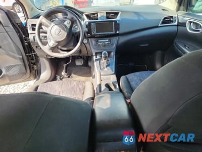 Zdjęcie 8 z 12 samochodu: 2019 NISSAN SENTRA SV VIN:3N1AB7AP6KY364471 - miniatura