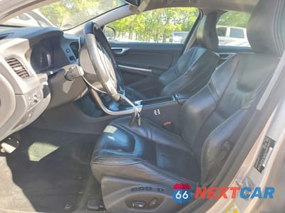 Zdjęcie 7 z 11 samochodu: 2014 VOLVO S60 T5 VIN:YV1612FS3E1291424 - miniatura