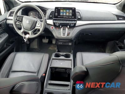 Zdjęcie 8 z 13 samochodu: 2026 HONDA ODYSSEY SPORT-L VIN:5FNRL6H78TB003138 - miniatura