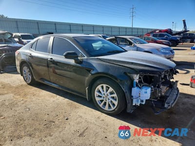 Czwarte zdjęcie samochodu z boku: 2021 TOYOTA CAMRY VIN:4T1C11AKXMU603371 - miniatura