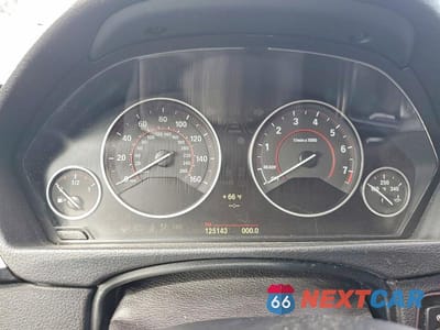 Zdjęcie 9 z 12 samochodu: 2013 BMW 335 XI VIN:WBA3B9C50DF585343 - miniatura