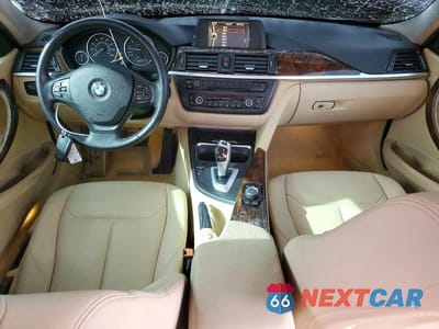 Zdjęcie 8 z 13 samochodu: 2013 BMW 320 I VIN:WBA3B1C51DK130428 - miniatura