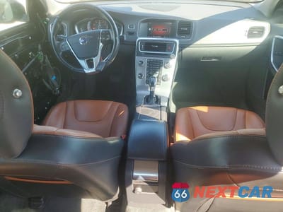 Zdjęcie 8 z 12 samochodu: 2018 VOLVO S60 INSCRIPTION VIN:LYV402TK3JB166320 - miniatura