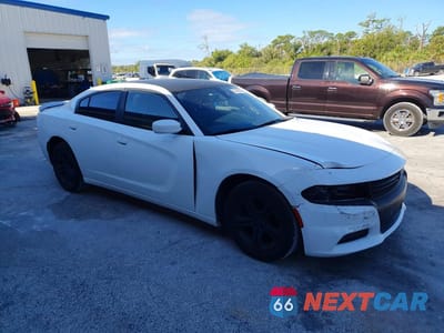 Czwarte zdjęcie samochodu z boku: 2015 DODGE CHARGER SE VIN:2C3CDXBG4FH776175 - miniatura