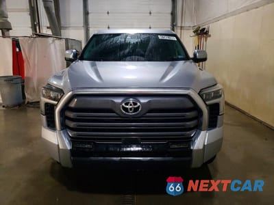 Piąte zdjęcie samochodu w środku: 2023 TOYOTA TUNDRA LIMITED VIN:5TFJA5DB1PX075267 - miniatura