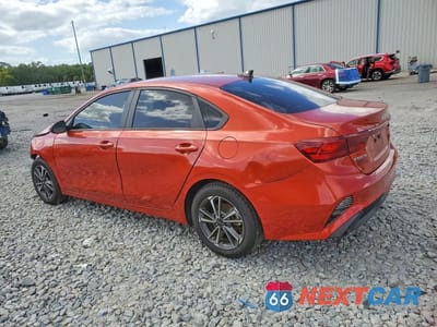 Drugie zdjęcie samochodu z przodu: 2022 KIA FORTE LXS VIN:3KPF24AD0NE420496 - miniatura
