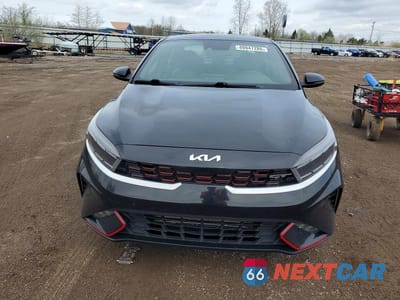 Piąte zdjęcie samochodu w środku: 2022 KIA FORTE GT VIN:3KPF44AC3NE483061 - miniatura