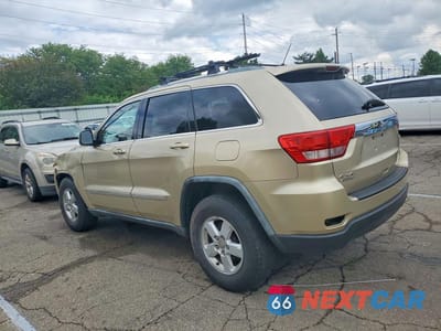 Drugie zdjęcie samochodu z przodu: 2011 JEEP GRAND CHEROKEE LAREDO VIN:1J4RR4GG6BC581362 - miniatura