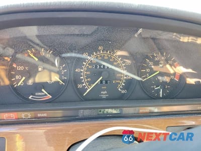 Zdjęcie 9 z 12 samochodu: 1985 MERCEDES-BENZ 380 SE VIN:WDBCA32C2FA133900 - miniatura