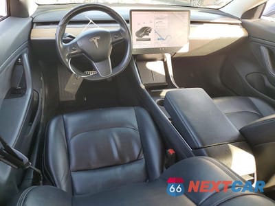 Zdjęcie 8 z 11 samochodu: 2018 TESLA MODEL 3 VIN:5YJ3E1EA7JF007813 - miniatura