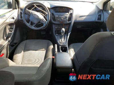 Zdjęcie 8 z 12 samochodu: 2018 FORD FOCUS SE VIN:1FADP3K26JL212307 - miniatura