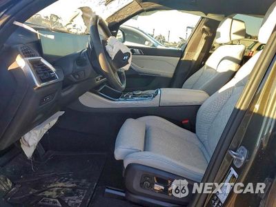 Zdjęcie 7 z 12 samochodu: 2025 BMW X5 XDRIVE40I VIN:5UX23EU05S9W72060 - miniatura