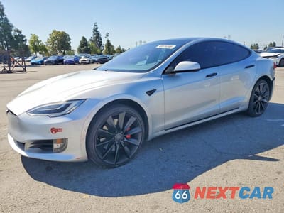 2017 TESLA MODEL S 5YJSA1E16HF196150 - główne zdjęcie licytacji z USA - miniatura