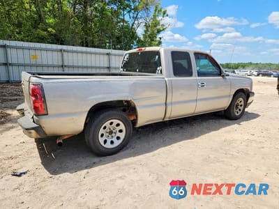 Trzecie zdjęcie samochodu z tyłu: 2006 CHEVROLET SILVERADO C1500 VIN:1GCEC19X76Z248656 - miniatura