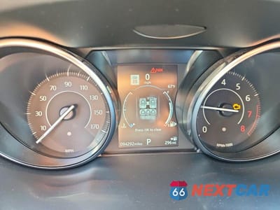 Zdjęcie 9 z 13 samochodu: 2019 JAGUAR E-PACE S VIN:SADFJ2FX3K1Z62527 - miniatura