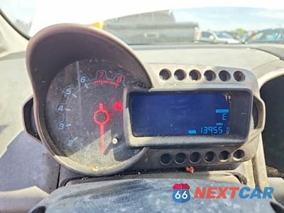 Zdjęcie 9 z 12 samochodu: 2014 CHEVROLET SONIC LS VIN:1G1JB5SH9E4206375 - miniatura