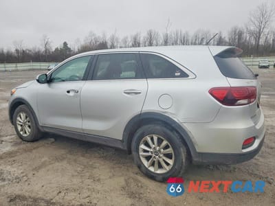 Drugie zdjęcie samochodu z przodu: 2019 KIA SORENTO LX V6 VIN:5XYPGDA57KG559912 - miniatura