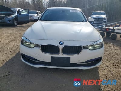 Piąte zdjęcie samochodu w środku: 2016 BMW 320 XI VIN:WBA8A3C55GK688405 - miniatura