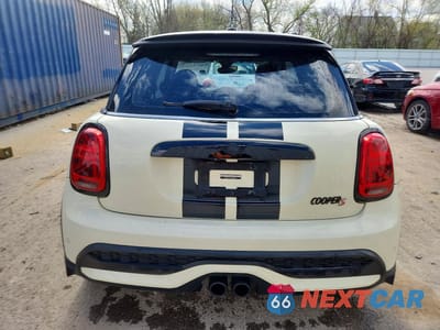 Zdjęcie 6 z 13 samochodu: 2022 MINI COOPER S VIN:WMW53DH07N2R60286 - miniatura