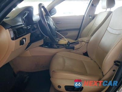 Zdjęcie 7 z 11 samochodu: 2009 BMW 328 I VIN:WBAPH73599A173477 - miniatura