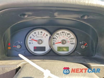 Zdjęcie 9 z 14 samochodu: 2005 FORD ESCAPE XLT VIN:1FMYU93165KB13104 - miniatura
