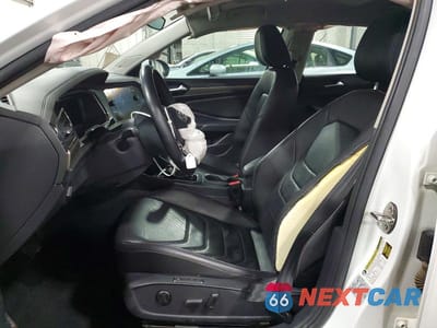 Zdjęcie 7 z 12 samochodu: 2019 VOLKSWAGEN JETTA SEL PREMIUM VIN:3VWG57BU0KM059152 - miniatura