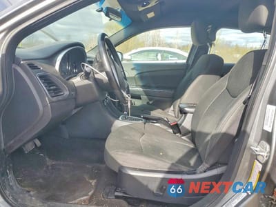 Zdjęcie 7 z 12 samochodu: 2011 CHRYSLER 200 TOURING VIN:1C3BC1FB3BN611620 - miniatura
