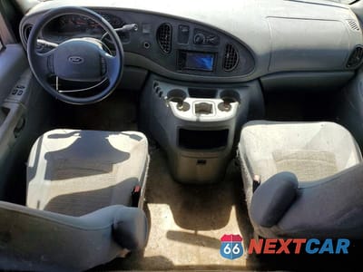 Zdjęcie 8 z 12 samochodu: 2005 FORD ECONOLINE E350 SUPER DUTY CUTAWAY VAN VIN:1FDWE35S15HA35545 - miniatura