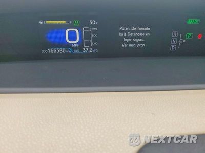 Zdjęcie 9 z 14 samochodu: 2016 TOYOTA PRIUS TWO ECO VIN:JTDKARFU0G3009438 - miniatura