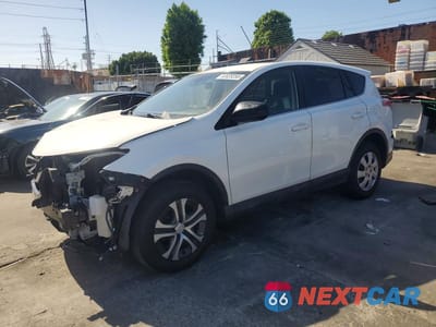 2018 TOYOTA RAV4 LE JTMZFREV3JJ153689 - główne zdjęcie licytacji z USA - miniatura