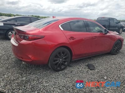 Trzecie zdjęcie samochodu z tyłu: 2023 MAZDA 3 PREMIUM PLUS VIN:3MZBPBEYXPM354093 - miniatura