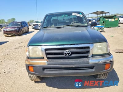 Piąte zdjęcie samochodu w środku: 2000 TOYOTA TACOMA XTRACAB PRERUNNER VIN:4TASM92N1YZ653420 - miniatura