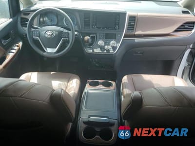 Zdjęcie 8 z 13 samochodu: 2020 TOYOTA SIENNA LIMITED PREMIUM 7-PASSENGER VIN:5TDYZ3DC1LS041737 - miniatura