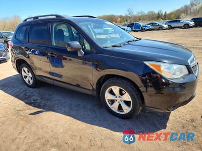 Czwarte zdjęcie samochodu z boku: 2015 SUBARU FORESTER 2.5I PREMIUM VIN:JF2SJADC1FH829655 - miniatura