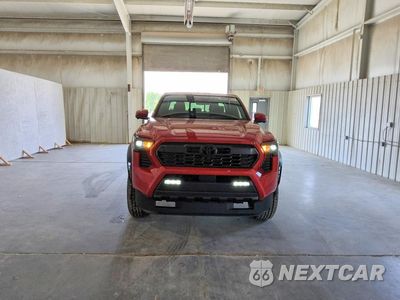 Piąte zdjęcie samochodu w środku: 2026 TOYOTA TACOMA TRD OFF-ROAD HV VIN:3TYLC5LN9TT054556 - miniatura