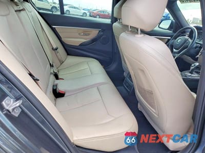 Zdjęcie 10 z 12 samochodu: 2017 BMW 330 I VIN:WBA8B9C56HK675910 - miniatura
