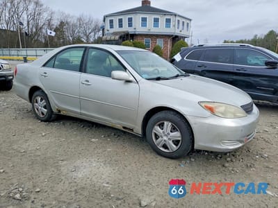 Czwarte zdjęcie samochodu z boku: 2003 TOYOTA CAMRY LE VIN:4T1BE32K63U669070 - miniatura