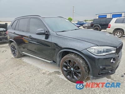 Czwarte zdjęcie samochodu z boku: 2014 BMW X5 XDRIVE35I VIN:5UXKR0C53E0H25042 - miniatura