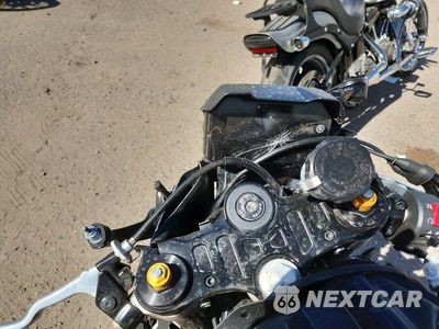 Zdjęcie 7 z 8 samochodu: 2025 YAMAHA YZFR7 VIN:JYARM38E1SA017704 - miniatura