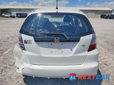 Zdjęcie 6 z 14 samochodu: 2011 HONDA FIT VIN:JHMGE8H3XBS007993 - miniatura
