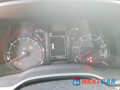 Zdjęcie 9 z 13 samochodu: 2022 TOYOTA 4RUNNER SR5 VIN:JTEMU5JR7N6068571 - miniatura